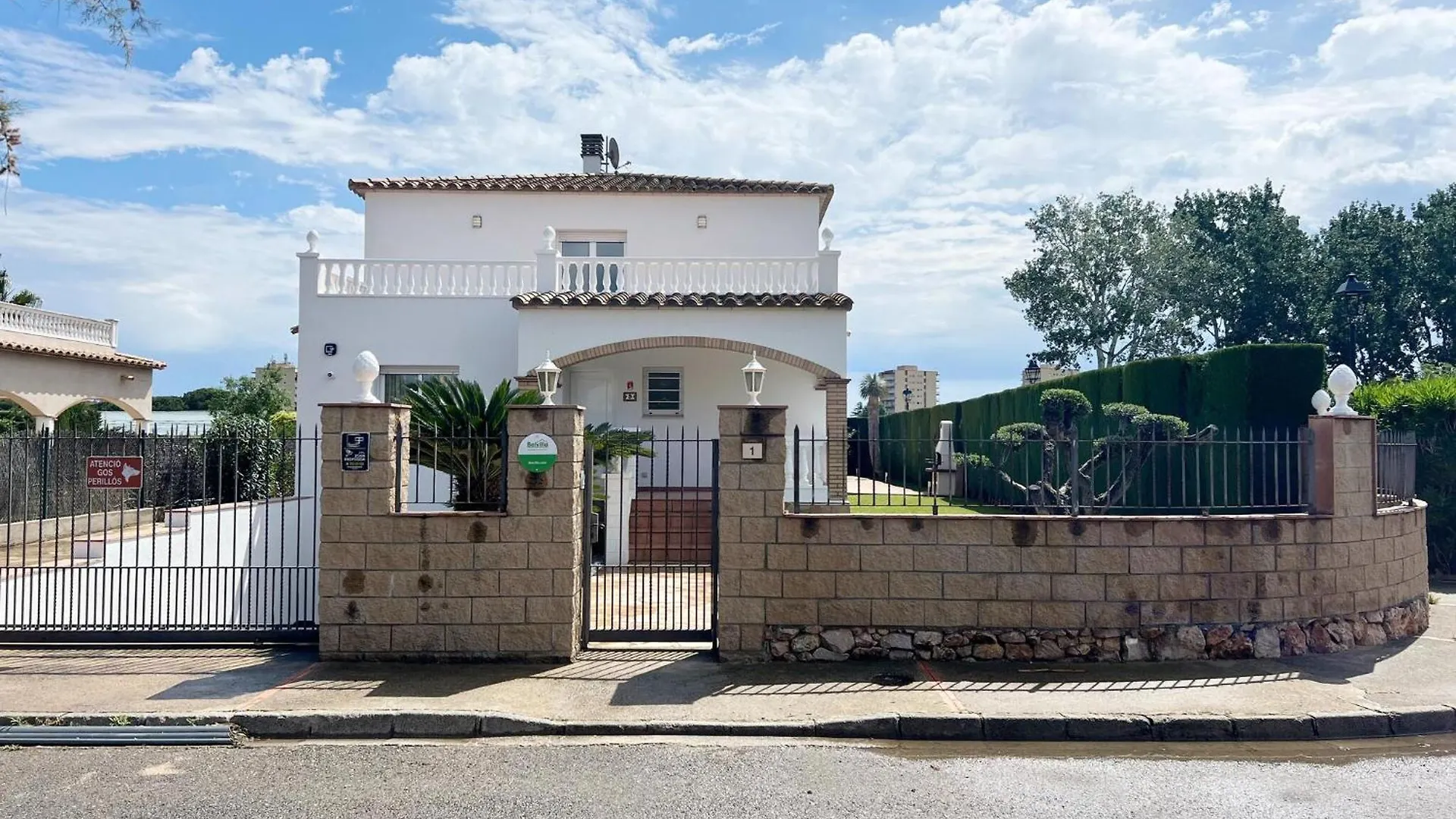 Belvilla By Oyo Nautic Parc 9 Sant Pere Pescador 0*,  Spanien