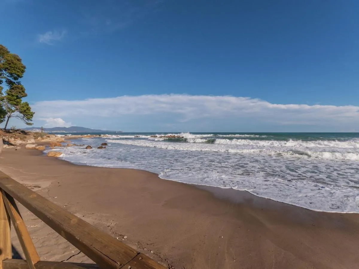 Holiday home Belvilla By Oyo Nautic Parc 9 Sant Pere Pescador